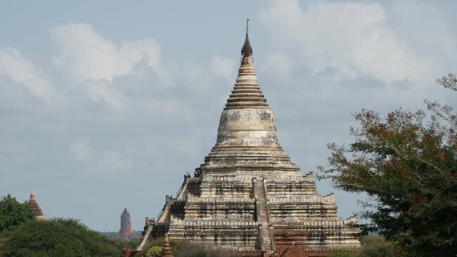 shwesandaw pagoda history